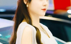 男生把QQ放进女生的QQ里游戏